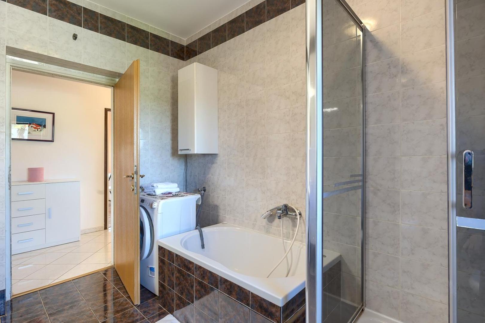PUY Apartment Viktor מראה חיצוני תמונה